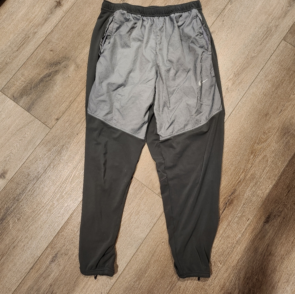Nike joggers